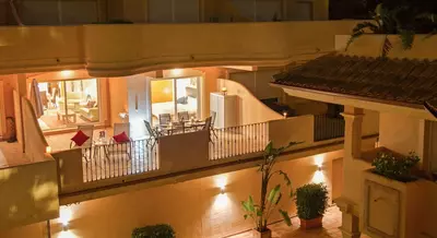 Ground Floor Apartment in Nueva Andalucía
