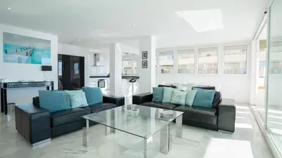 Middle Floor Apartment in Marbella
