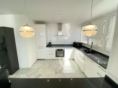 Middle Floor Apartment in Marbella