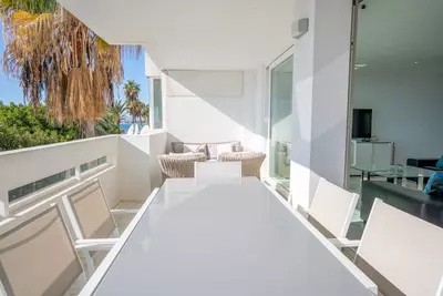 Middle Floor Apartment in Marbella
