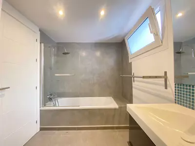 Middle Floor Apartment in Marbella
