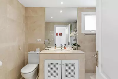 Ground Floor Apartment in Nueva Andalucía
