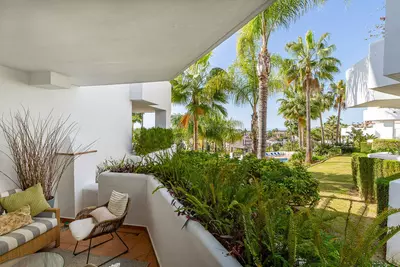 Ground Floor Apartment in Nueva Andalucía