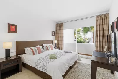 Ground Floor Apartment in Nueva Andalucía