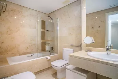 Middle Floor Apartment in Marbella