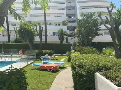 Middle Floor Apartment in Nueva Andalucía