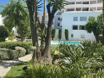 Middle Floor Apartment in Nueva Andalucía