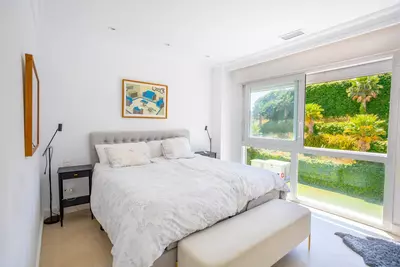 Middle Floor Apartment in Nueva Andalucía