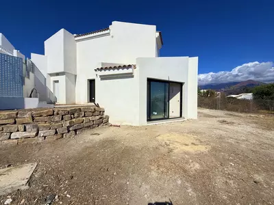 Semi-Detached House in Estepona