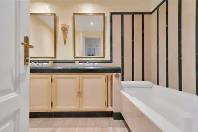 Ground Floor Apartment in Marbella