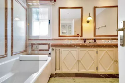 Ground Floor Apartment in Marbella