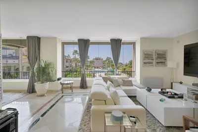 Ground Floor Apartment in Marbella