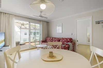 Middle Floor Apartment in Nueva Andalucía