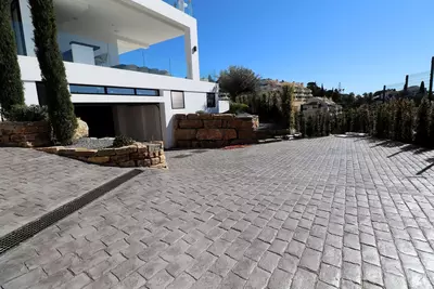 Detached Villa in Elviria