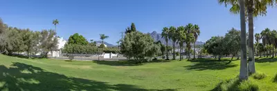 Semi-Detached House in Nueva Andalucía