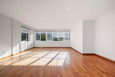 Semi-Detached House in Nueva Andalucía