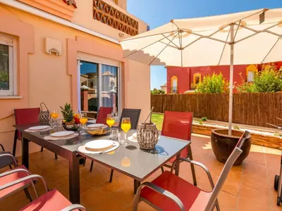 Semi-Detached House in Marbella
