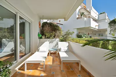 Ground Floor Apartment in Río Real