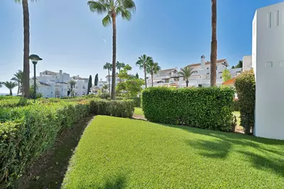 Ground Floor Apartment in Río Real