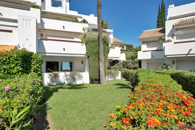 Ground Floor Apartment in Río Real
