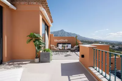 Penthouse Duplex in Nueva Andalucía