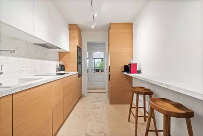 Middle Floor Apartment in Benahavís