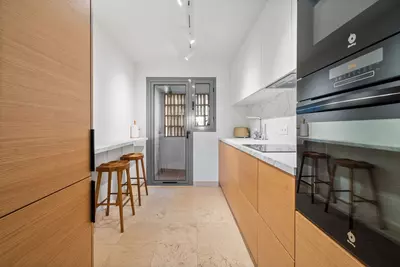 Middle Floor Apartment in Benahavís