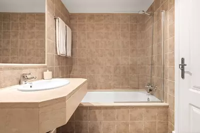 Middle Floor Apartment in Benahavís