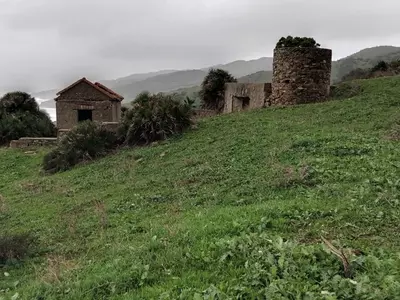 Land with Ruin in Manilva