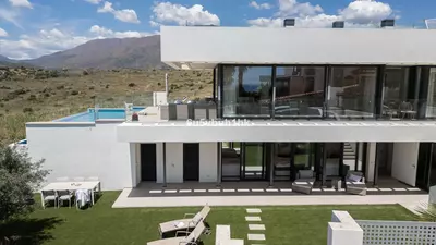 Detached Villa in Estepona