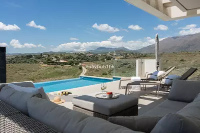 Detached Villa in Estepona