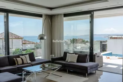 Detached Villa in Estepona