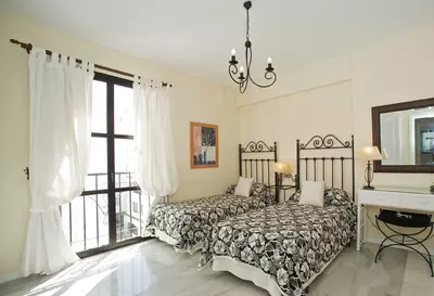 Middle Floor Apartment in Puerto Banús
