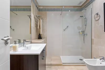 Middle Floor Apartment in Puerto Banús