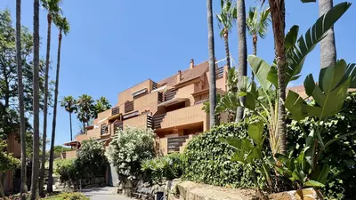 Middle Floor Apartment in Casares Playa