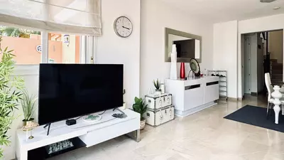 Middle Floor Apartment in Casares Playa