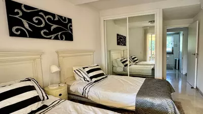 Middle Floor Apartment in Casares Playa