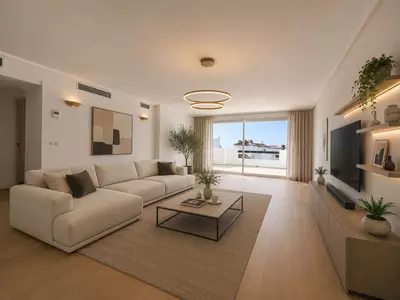 Middle Floor Apartment in Estepona