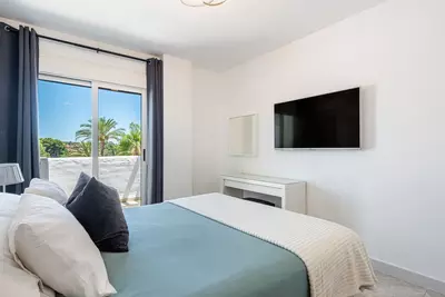 Middle Floor Apartment in Nueva Andalucía