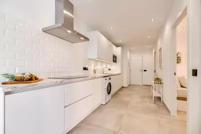 Middle Floor Apartment in Estepona