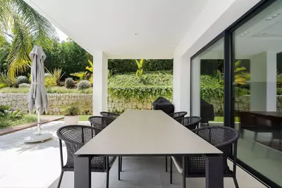 Detached Villa in Nueva Andalucía
