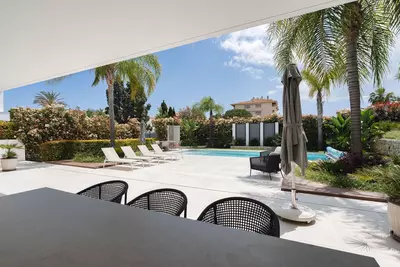 Detached Villa in Nueva Andalucía