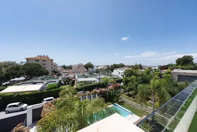 Detached Villa in Nueva Andalucía