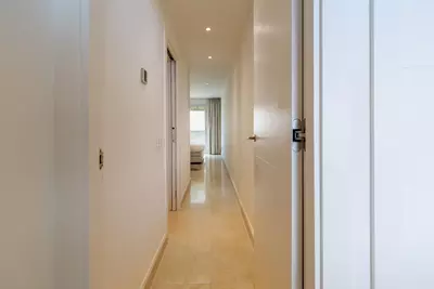 Middle Floor Apartment in Nueva Andalucía