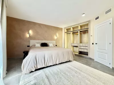 Middle Floor Apartment in Puerto Banús