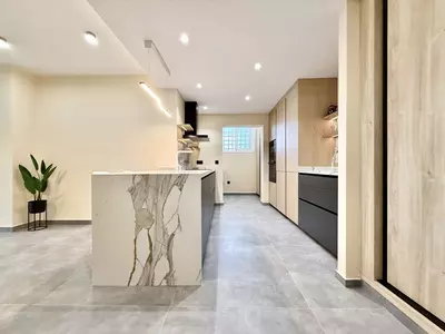 Middle Floor Apartment in Puerto Banús