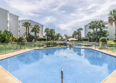 Middle Floor Apartment in Puerto Banús
