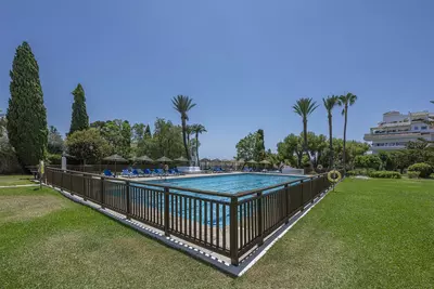 Ground Floor Apartment in Nueva Andalucía