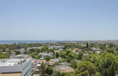 Ground Floor Apartment in Nueva Andalucía