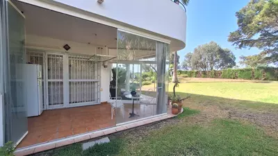 Middle Floor Apartment in Estepona